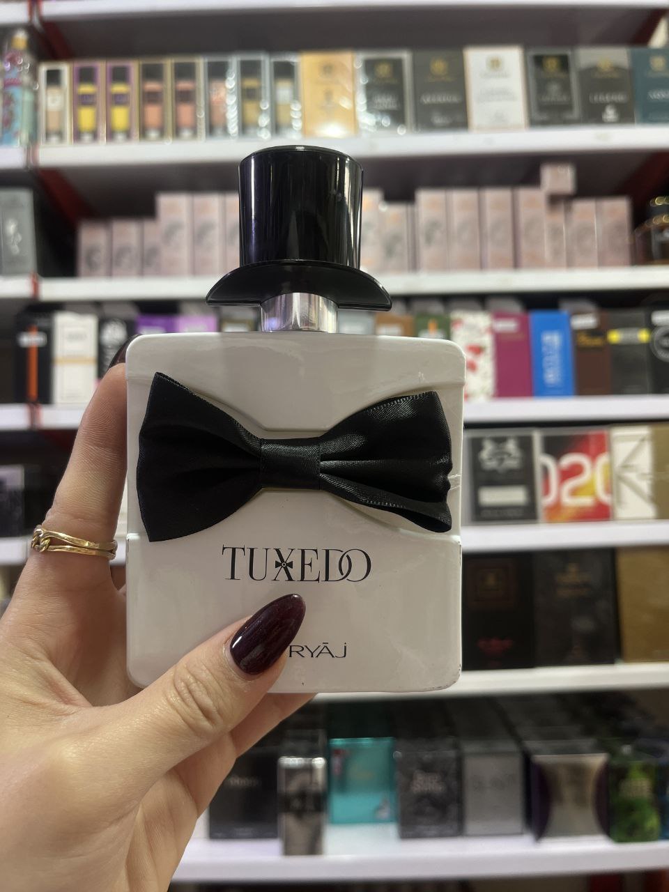 ادکلن ادوپرفیوم مردانه ماریاژ مدل Tuxedo حجم 100 میلی لیتر سایز: 100 میلی‌لیتر