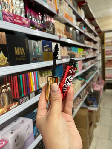 ریمل جولیوس فرچه ژله ای بلند کننده قوی کد۳۱۰